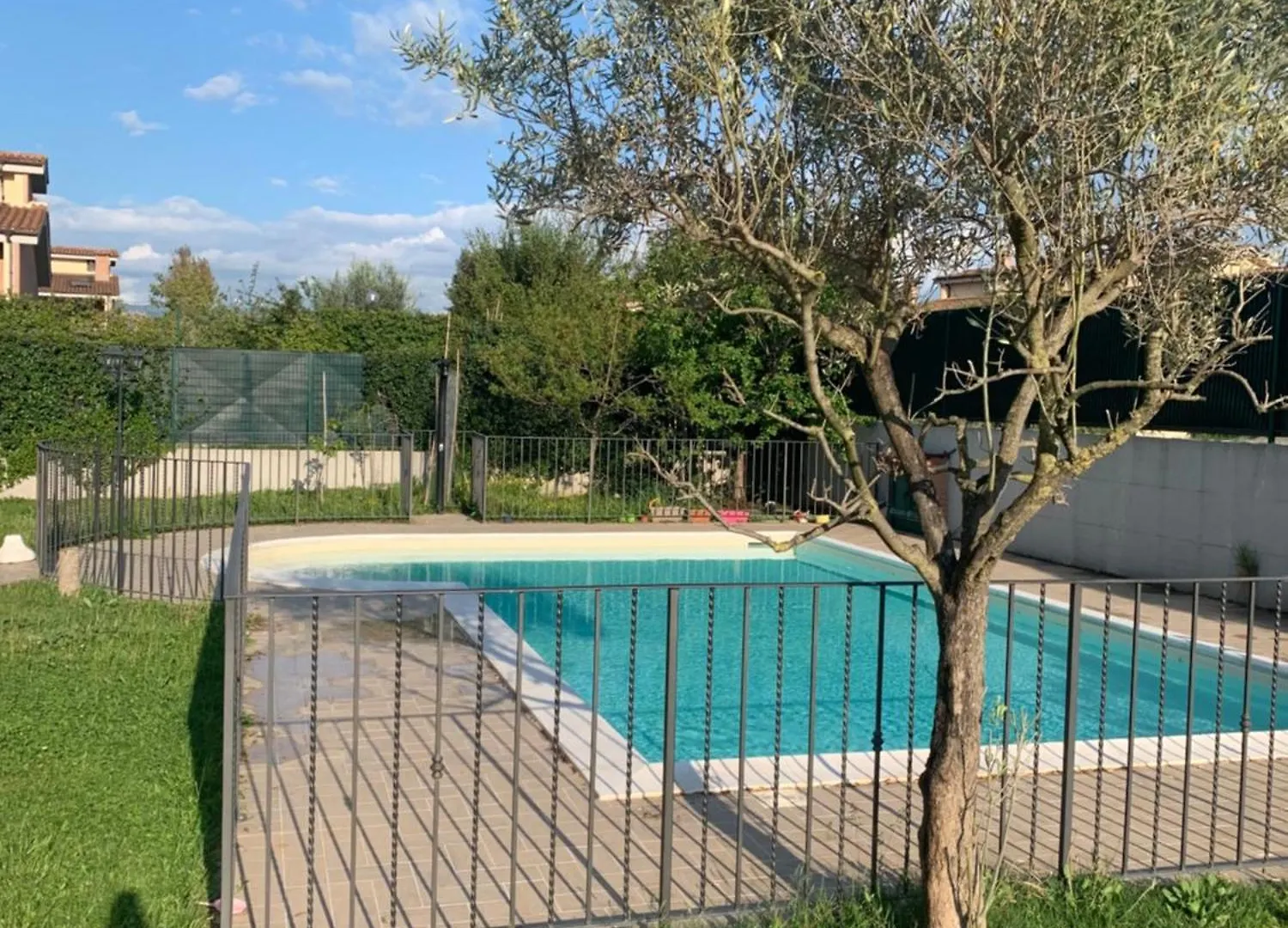Villa Roma Est  Rome